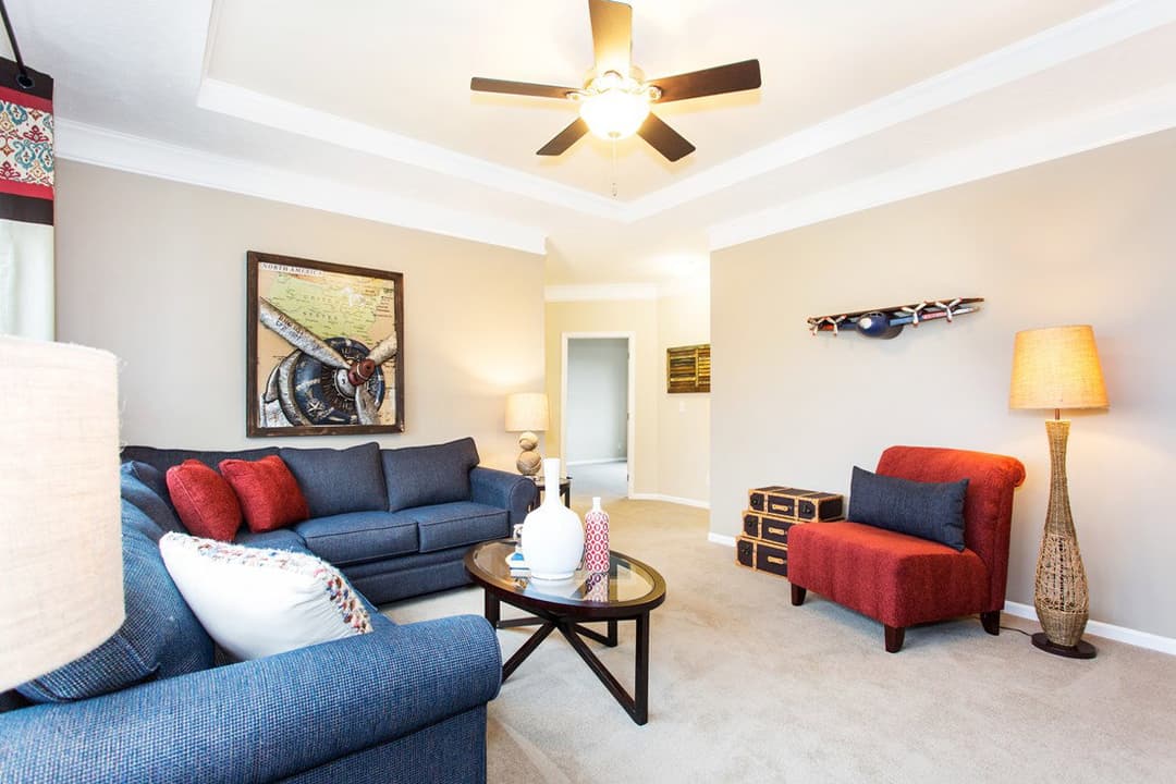 5521 sweet one interior home features