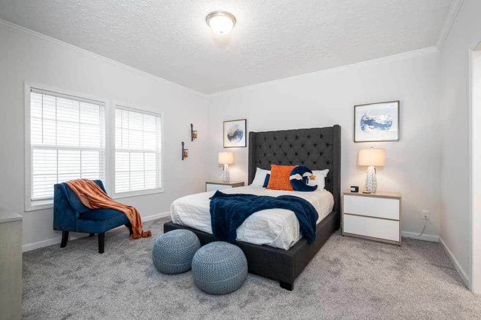 Blue bay hud bedroom home features