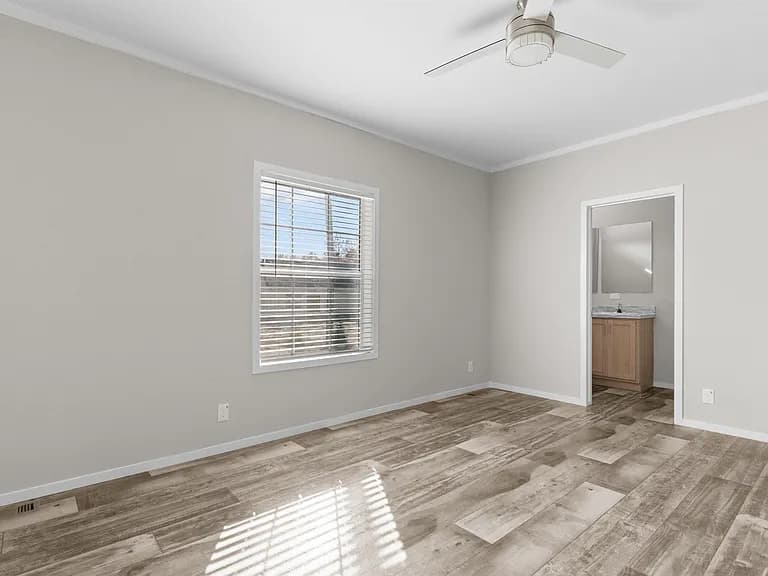 101 feather dr, georgetown, sc 29440 interior home features