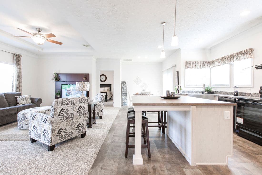 1558 jamestown interior home features