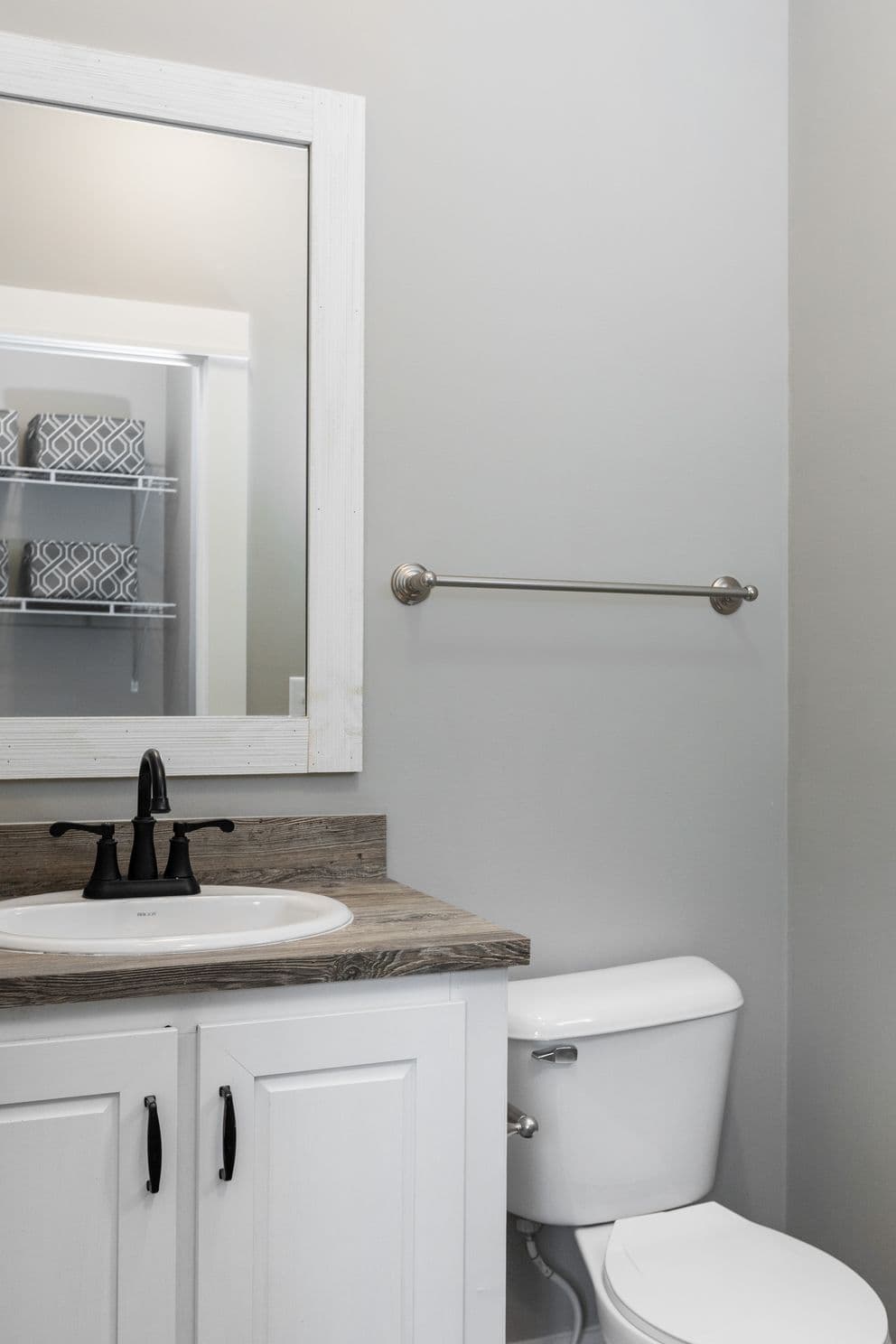 Southern belle 4br hud bathroom home features