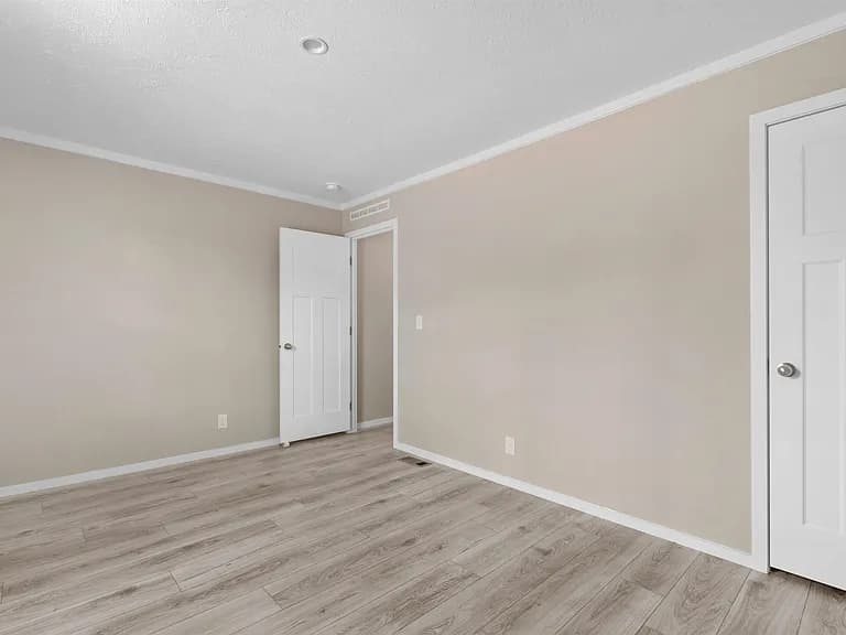 121 feather dr, georgetown, sc 29440 interior home features