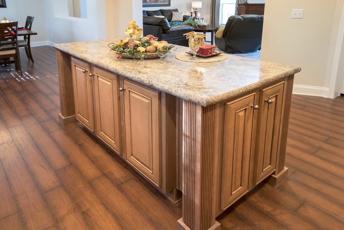 3545 jamestown kitchen home features