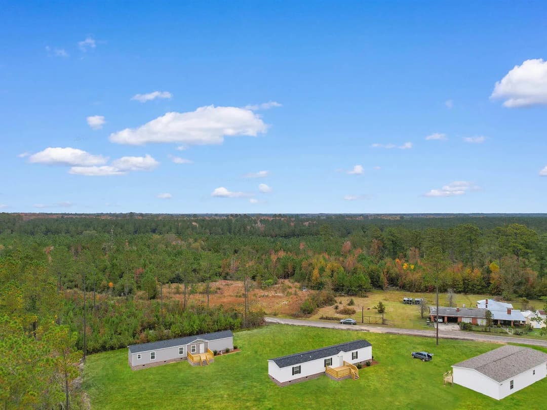121 feather dr, georgetown, sc 29440 exterior home features