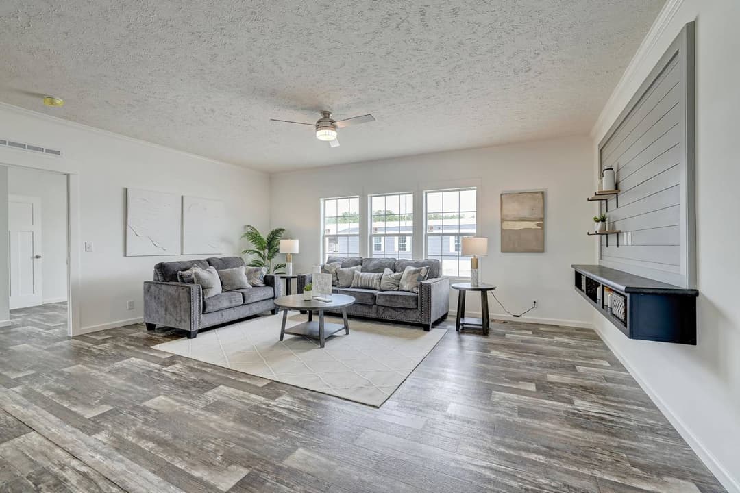 Ironclad 3276-20 interior home features