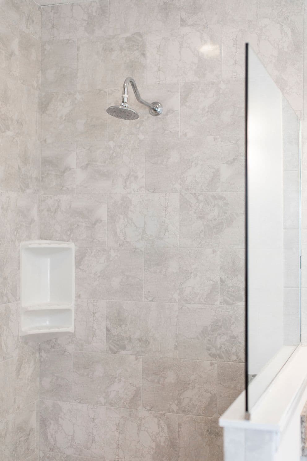 The whitecap hud bathroom home features