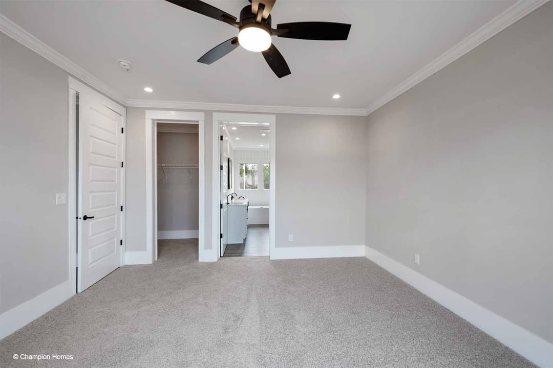 Cameron iii 3260-02 bedroom home features