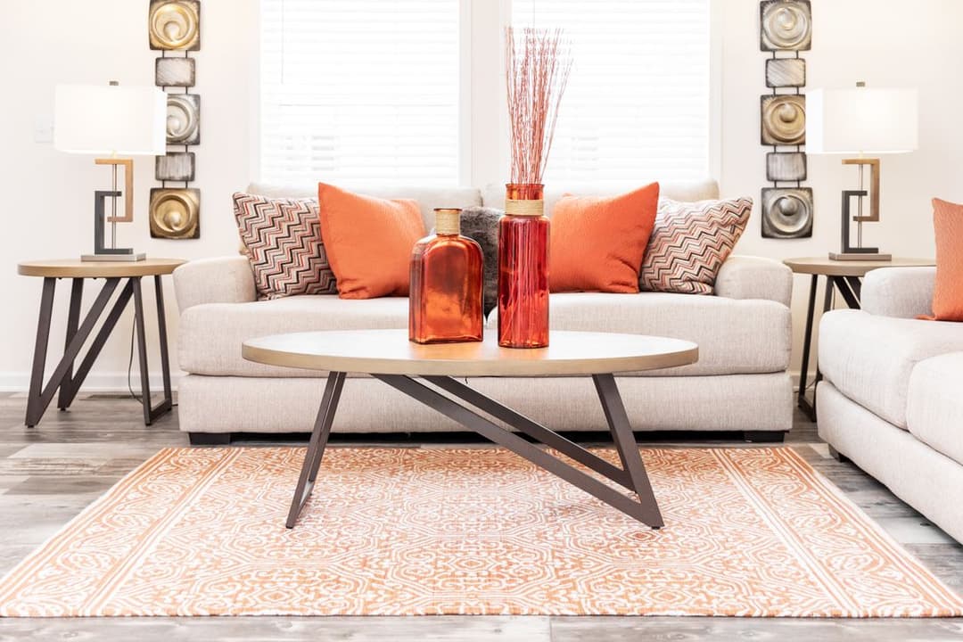 1444 carolina interior home features