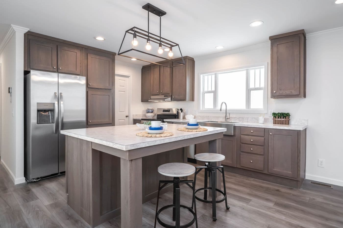 Pinehaven kitchen home features