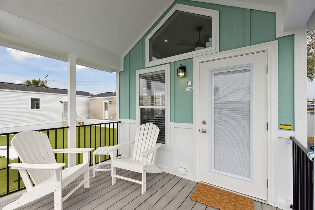 Aps 528-sl 070 exterior home features