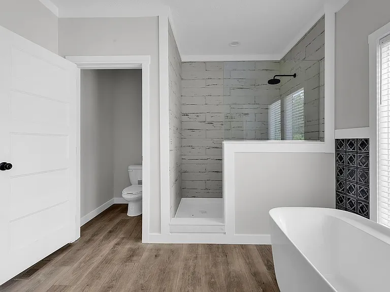 754 kent rd., georgetown, sc 29440 bathroom home features