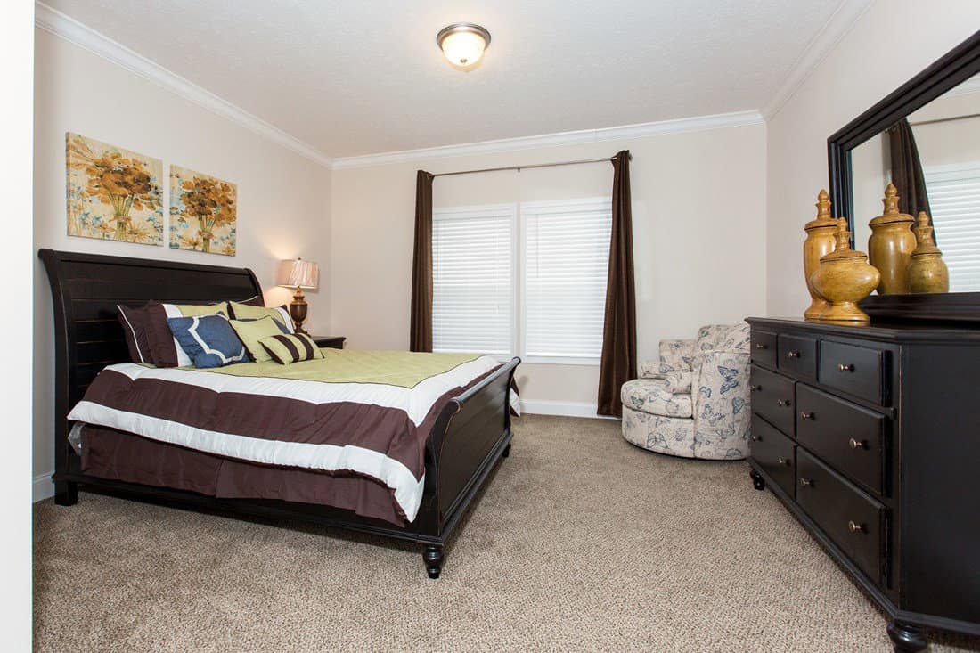 3533 jamestown bedroom home features