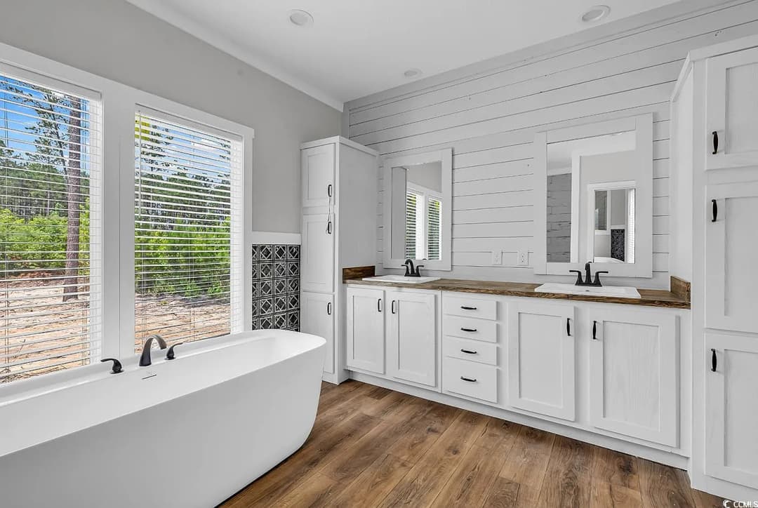 754 kent rd., georgetown, sc 29440 bathroom home features