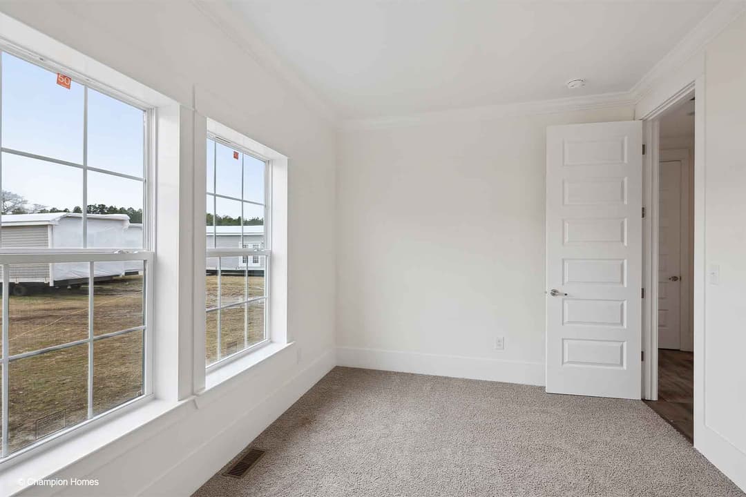 Montgomery-3266 interior home features