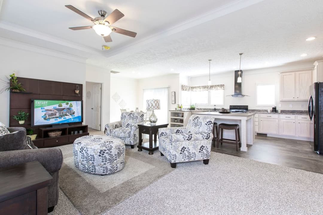 1558 jamestown interior home features