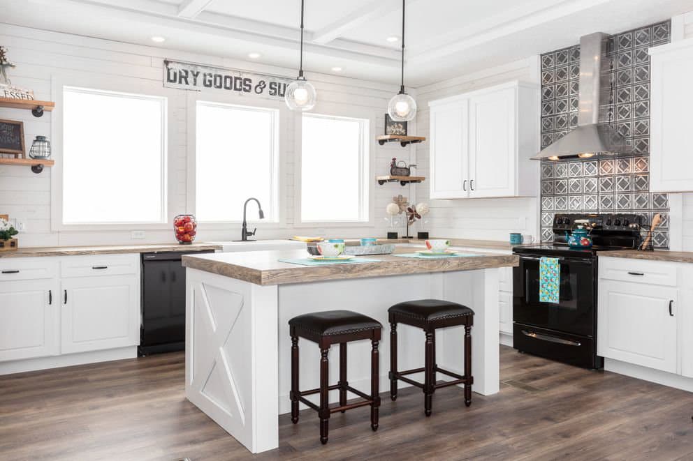 Southern comfort mod kitchen home features
