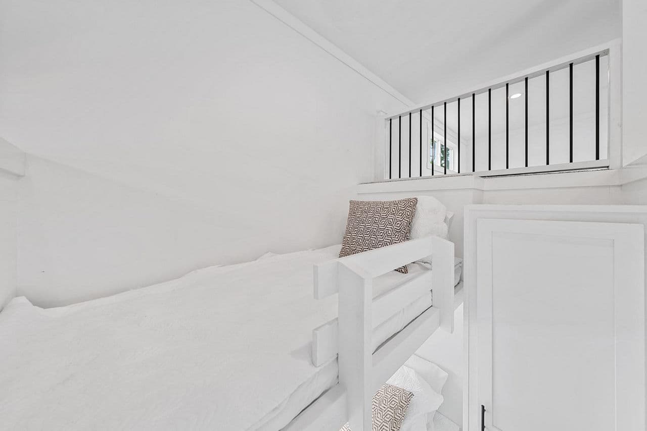 Park model 4110l interior home features