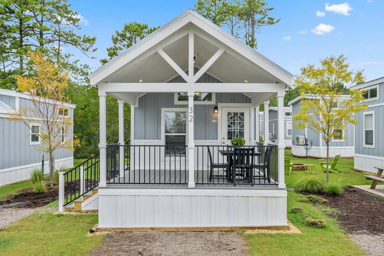 Park model 4110 hero, elevation, and exterior home features