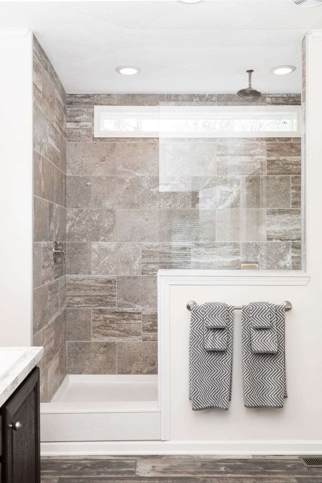 1444 carolina bathroom home features