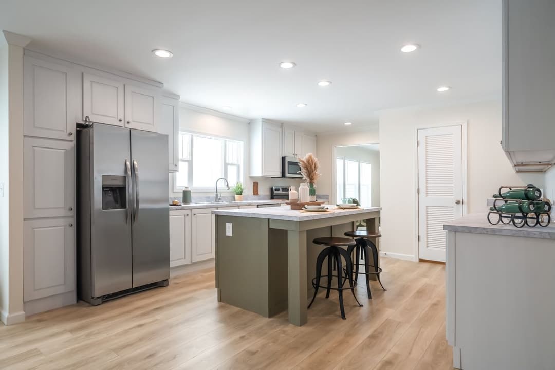 Uwharrie kitchen home features