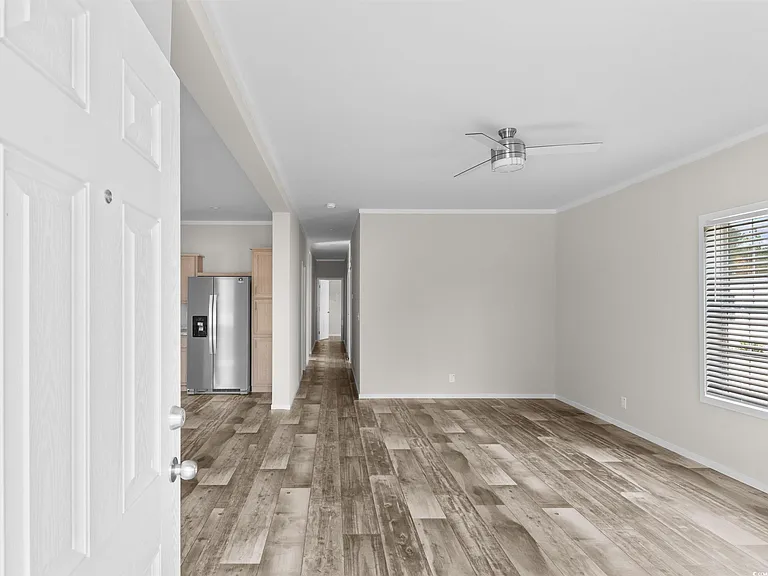 101 feather dr, georgetown, sc 29440 interior home features