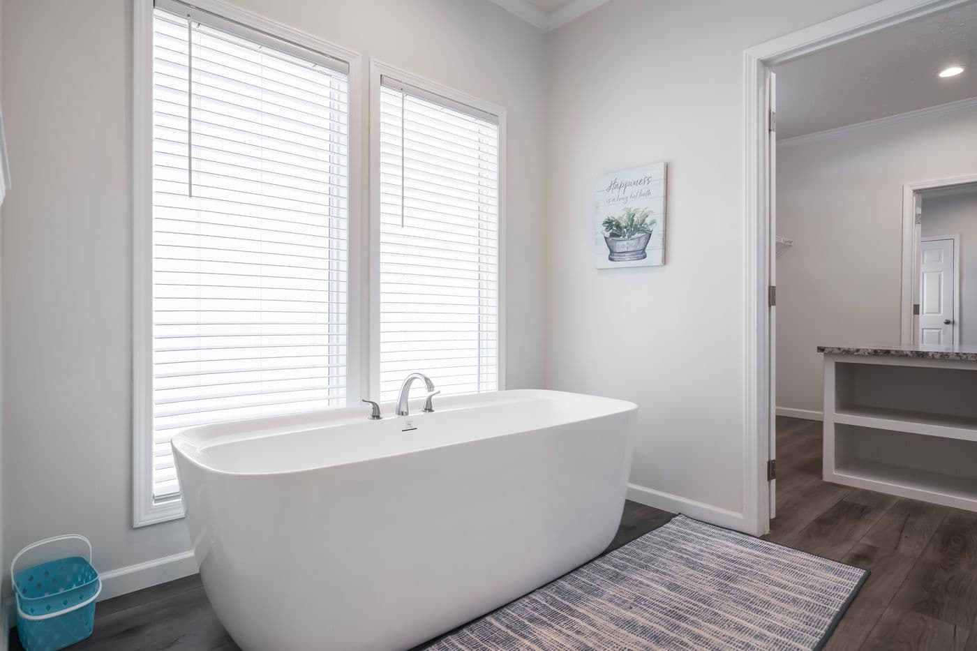 3458 hud 76x32 carolina raelyn bathroom home features