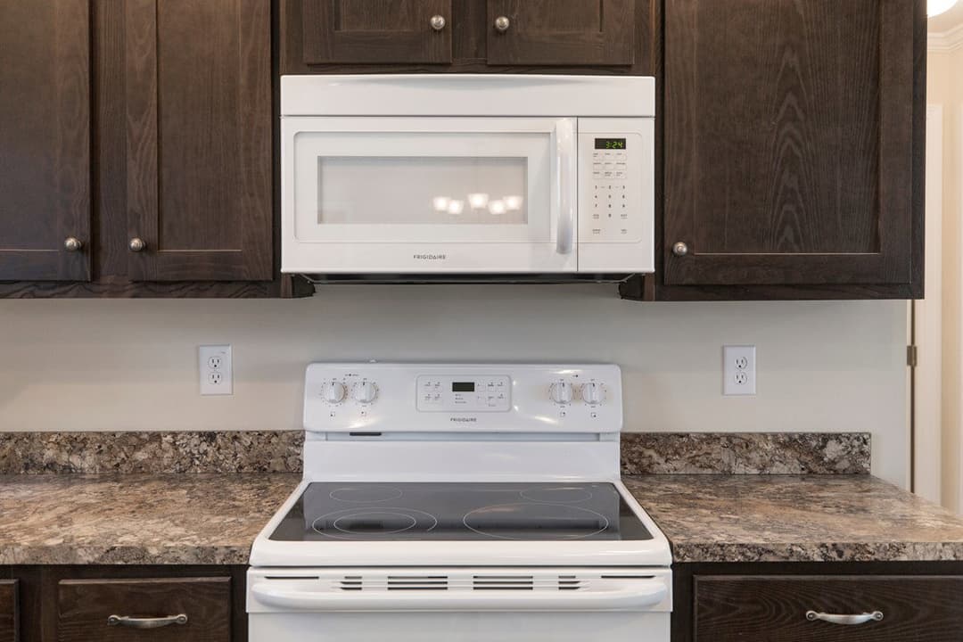 2089 52x28 3+2 heritage kitchen home features