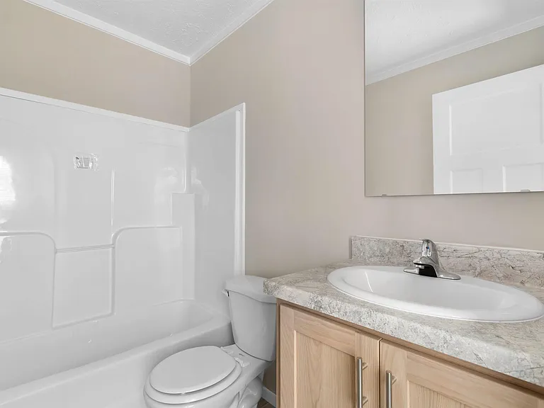 121 feather dr, georgetown, sc 29440 bathroom home features