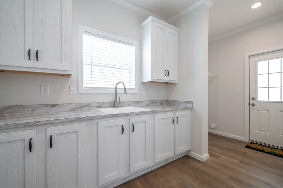The brook hud interior home features