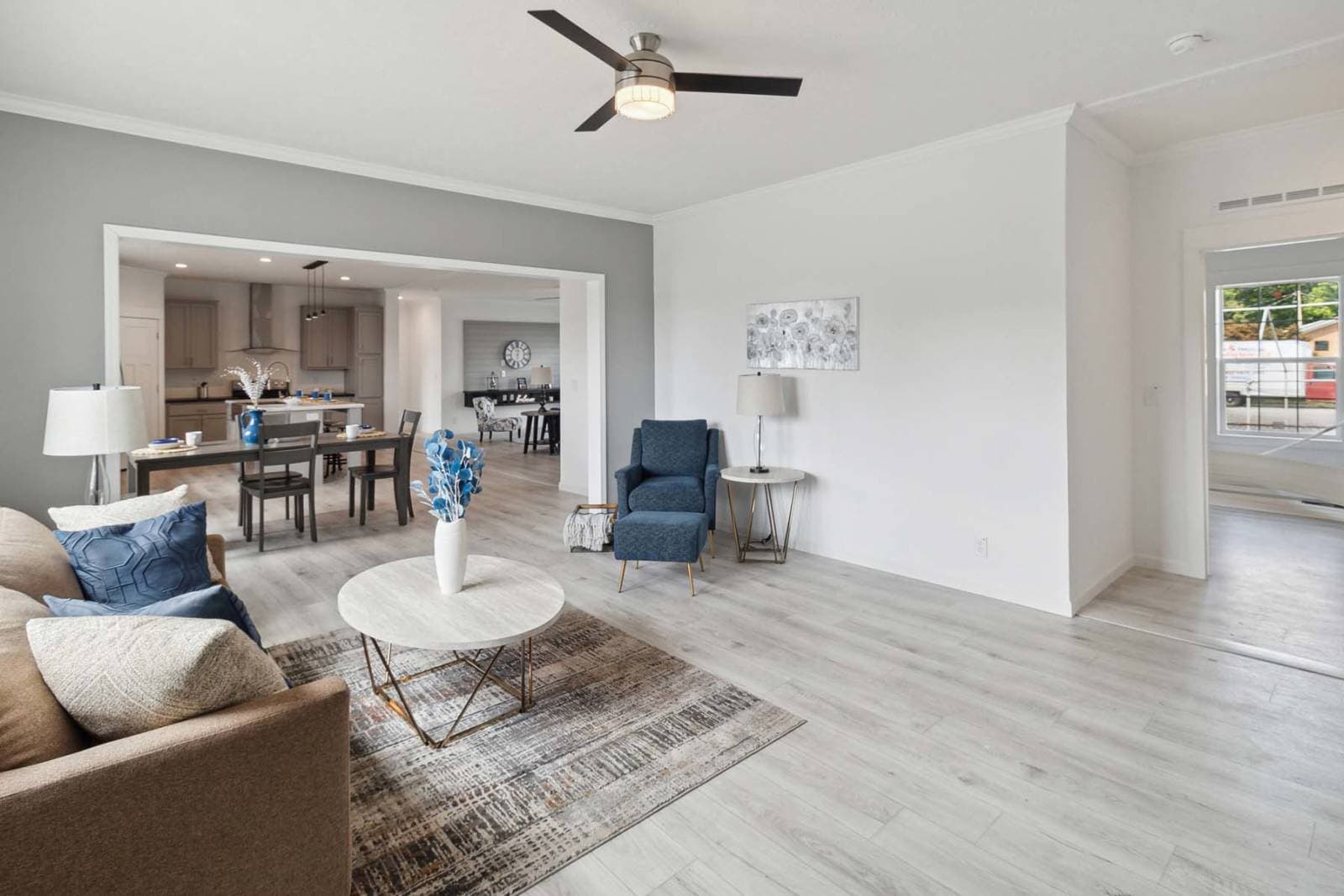 Ironclad 3276-21 interior home features