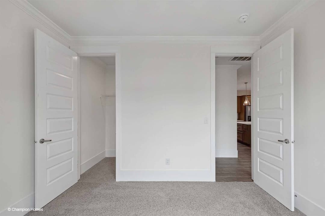 Montgomery-3266 bedroom home features