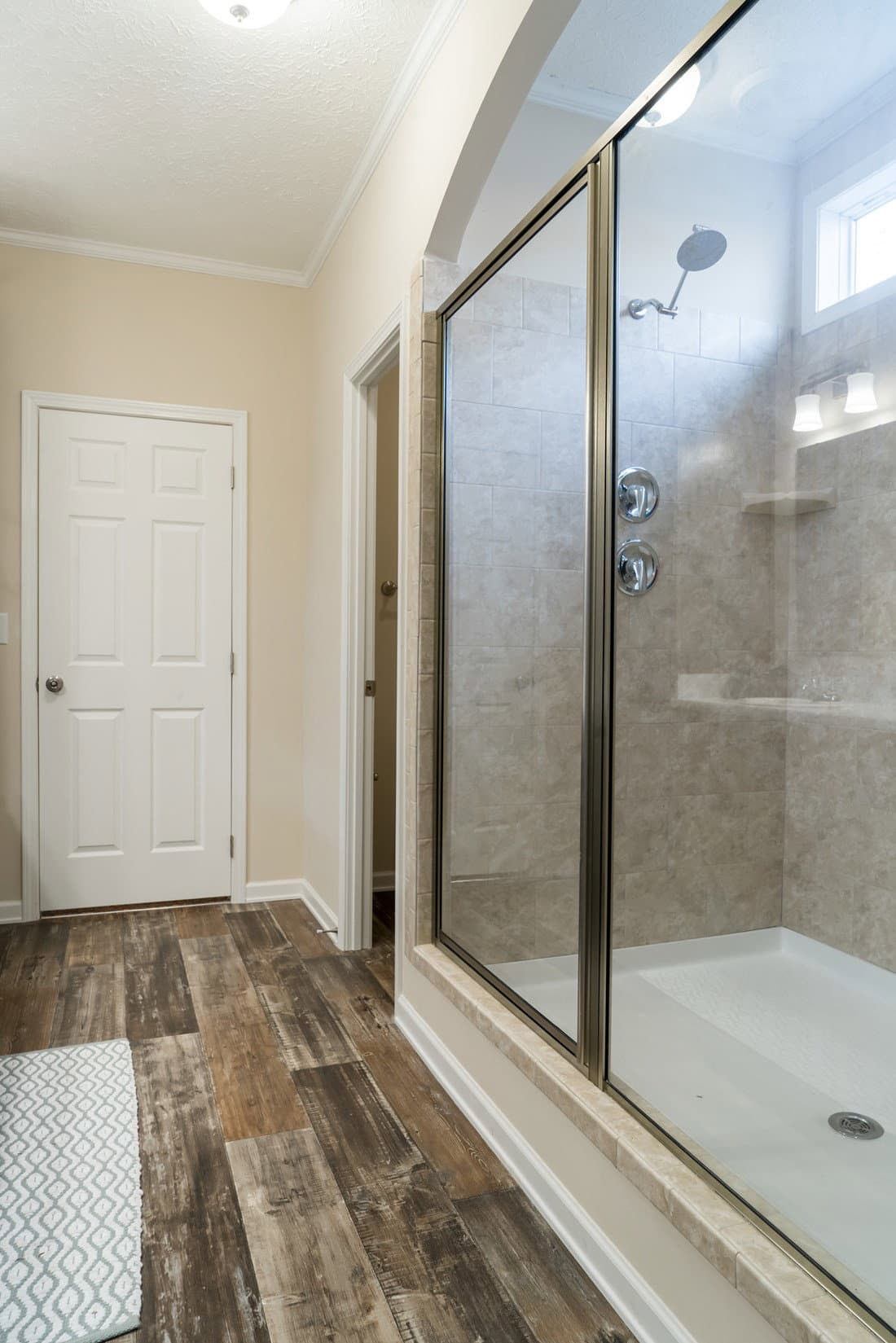 2062 classic  home features