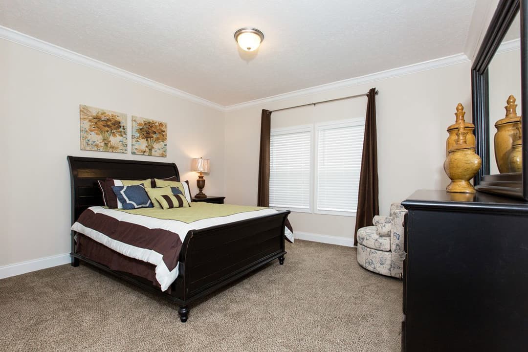 3533 jamestown bedroom home features