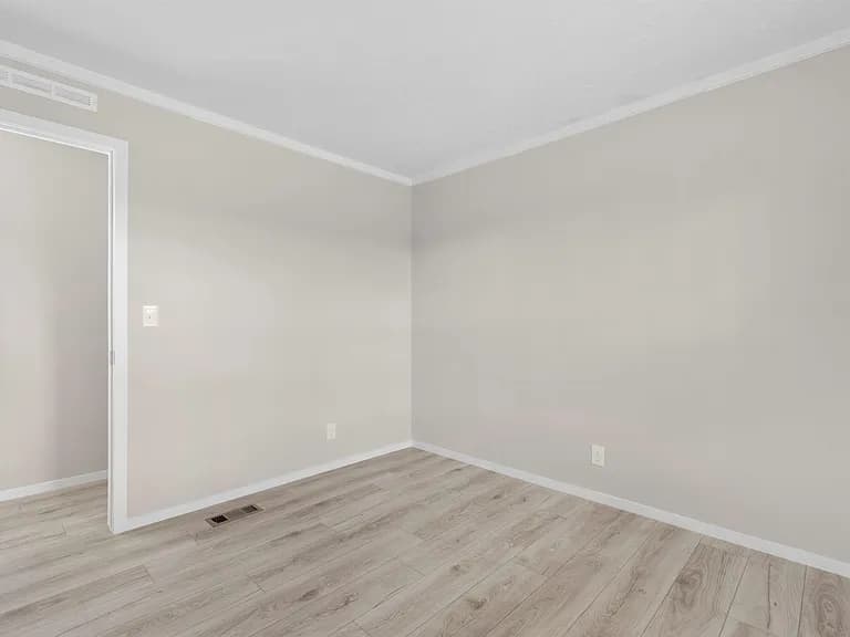 121 feather dr, georgetown, sc 29440 interior home features